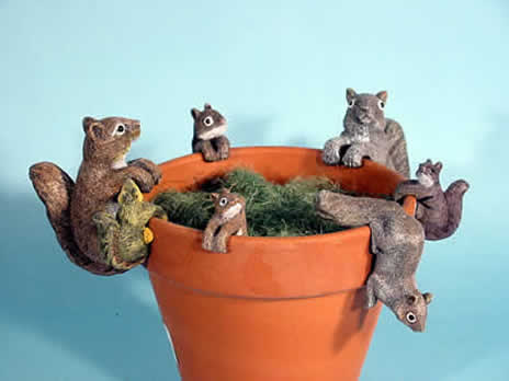 Bird plant pot decor, zoo animal pothangers, animals to hang on flowerpots, animal pothangers, plant pot decorations